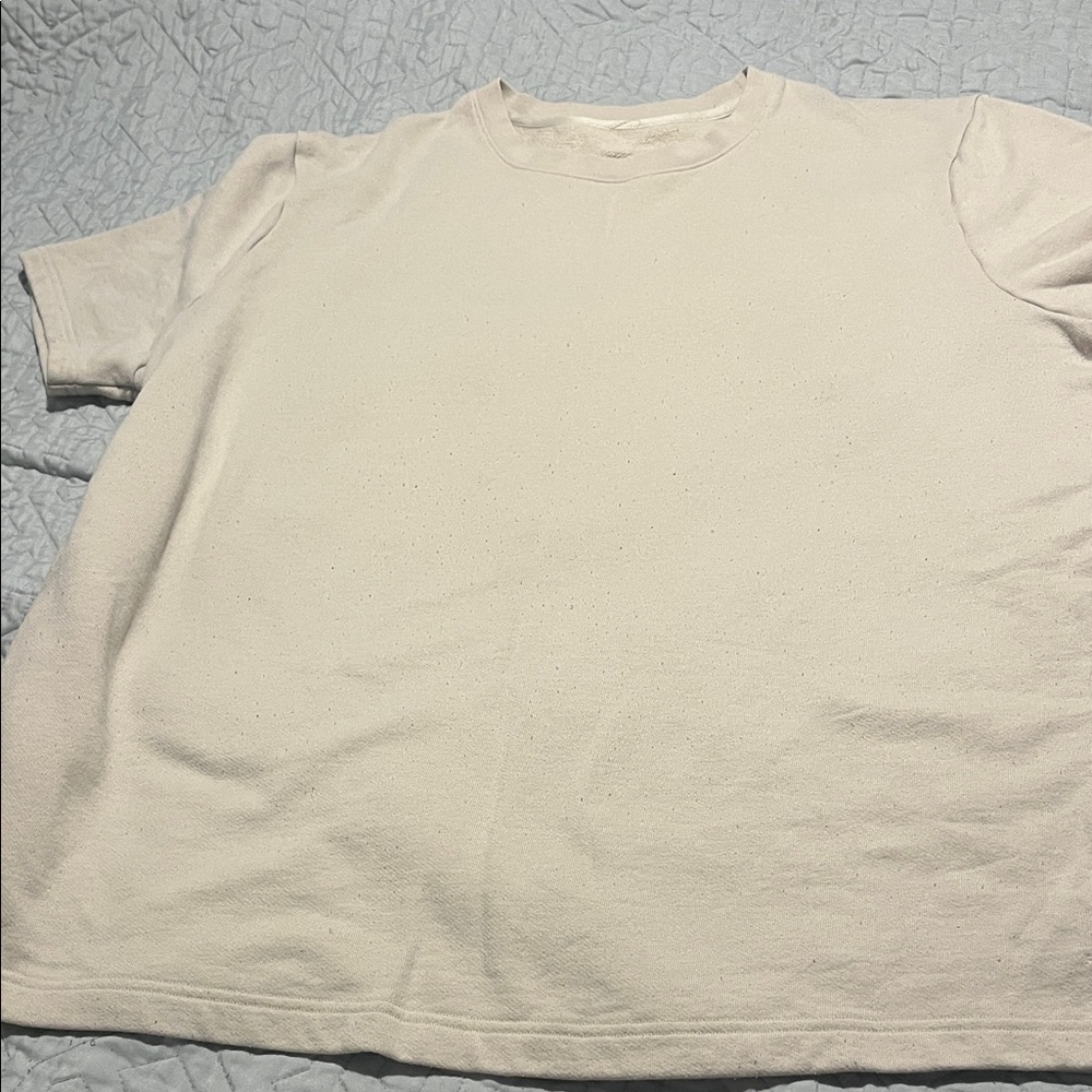ALO Yoga Men's Short Sleeve Cream Tee